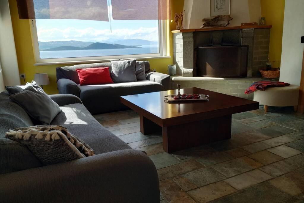 Secluded House With Great View And Private Beach Theologos  Exteriör bild